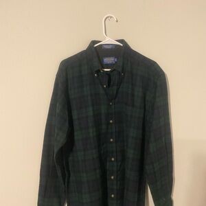 Large tall(long) vintage Pendleton fireside authentic black watch tartan.